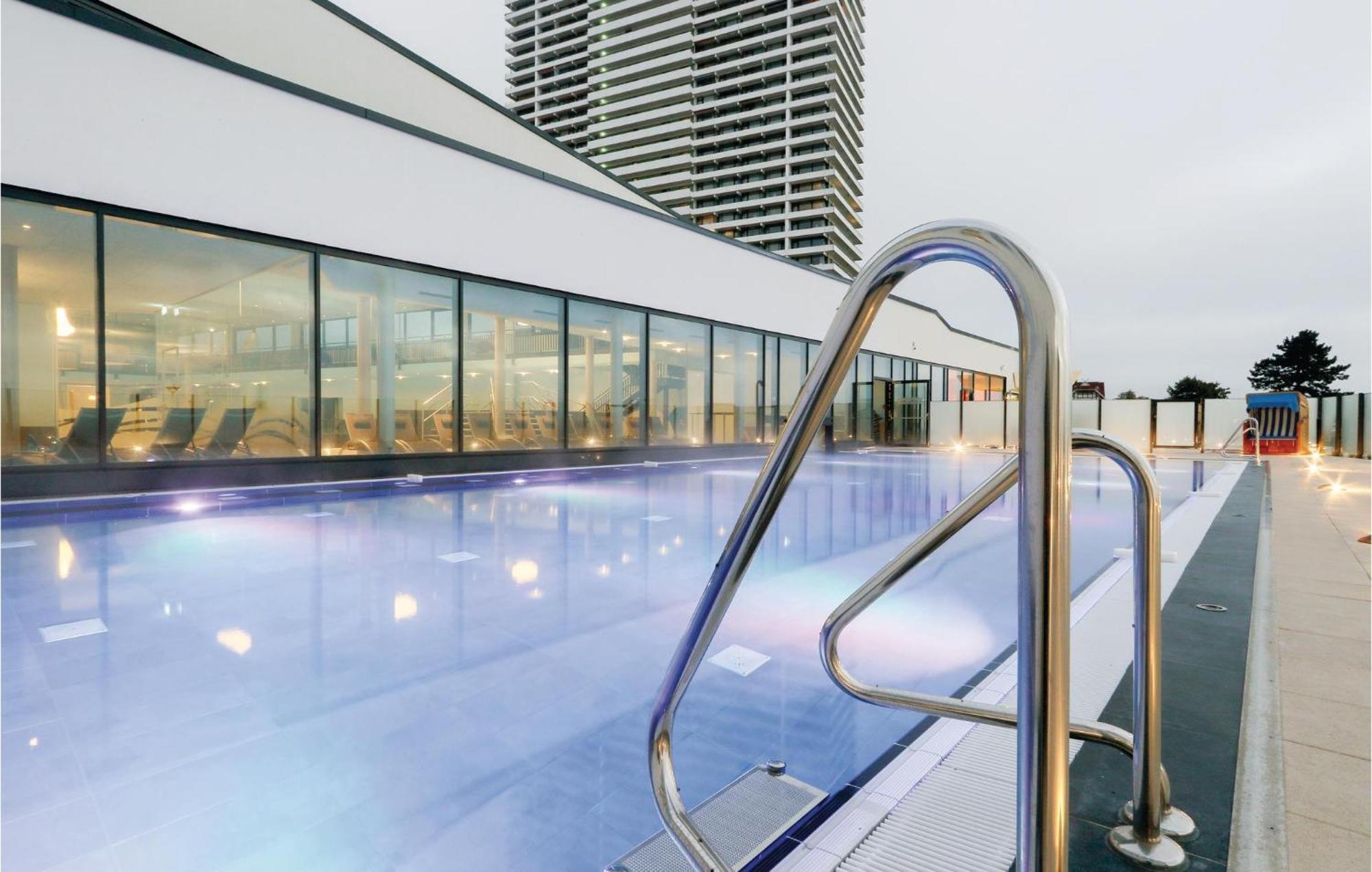 Cozy Apartment In Luebeck Travemuende With Sauna エクステリア 写真
